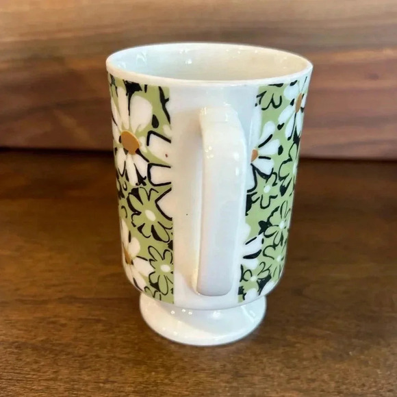 Vintage Footed Pedestal Coffee Mug 8 oz Retro Floral Green & Black JAPAN EUC - Picture 2 of 8